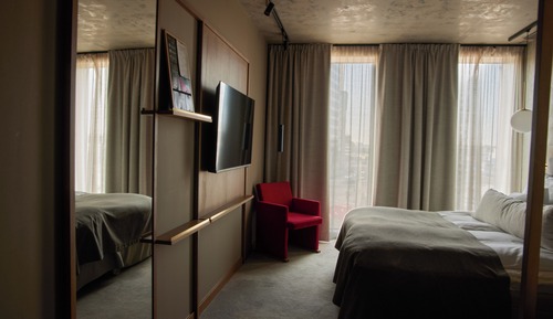 Double Room (Compact)