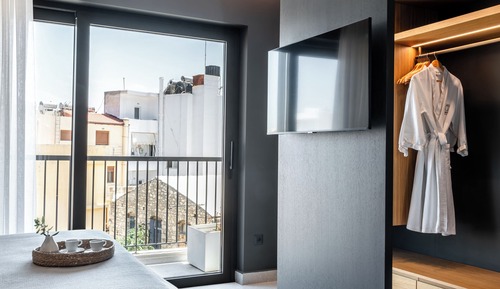 Premium Suite Sea View with Outdoor Jetted Tub
