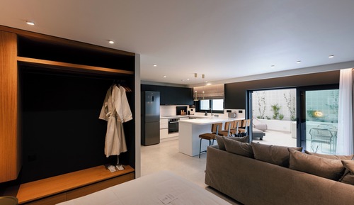 Suite with Terrace & Outdoor Jetted Tub