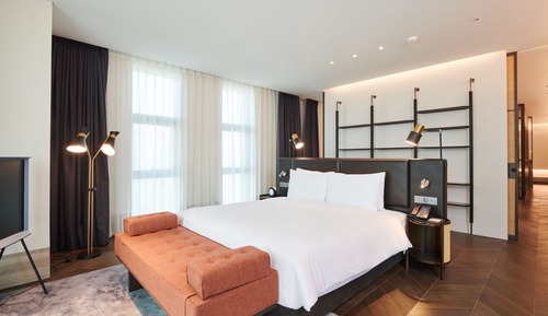 Prestige Suite