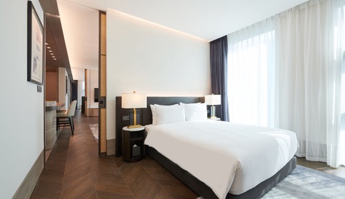 Premier Suite