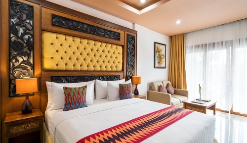 Deluxe Room, Microwave