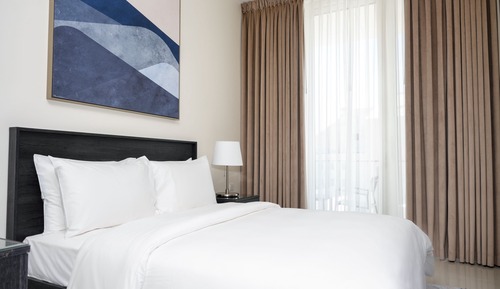 411 | Two bedroom | Queen bed