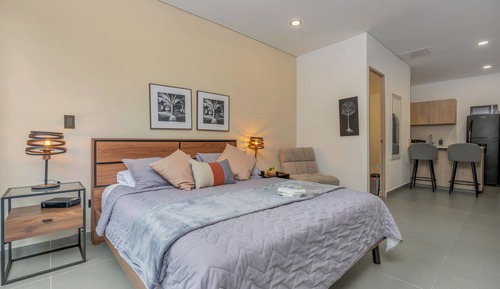 Loft (603B)