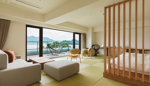 Executive Twin Room, Non Smoking, Private Bathroom (with Balcony)