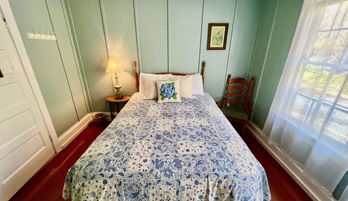 Stout Grove Suite
