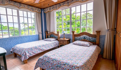 Deluxe Chalet