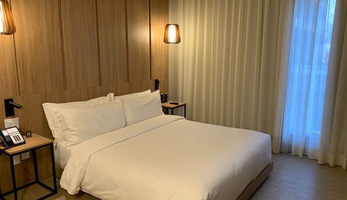 Superior Room, 1 King Bed, Accessible