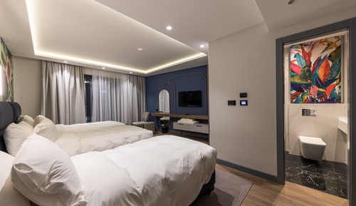 Triple Room