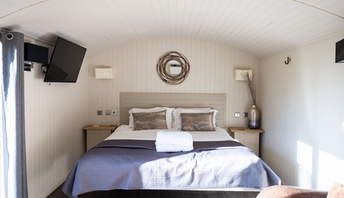 Deluxe Cabin