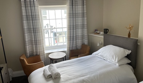 Twin Room, Private Bathroom