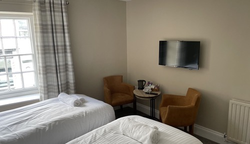 Twin Room, Ensuite