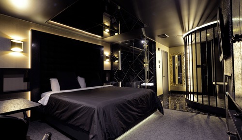 La Black and Gold