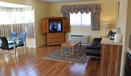 Deluxe Cottage