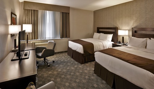 Suite, 2 Queen Beds, Non Smoking, River View