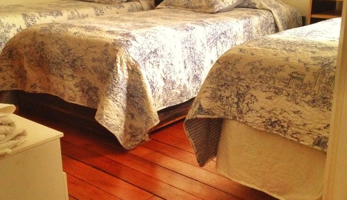 Triple Room, Shared Bathroom