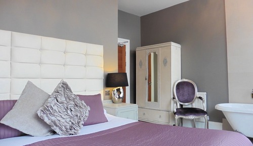 Luxury Suite, Ensuite