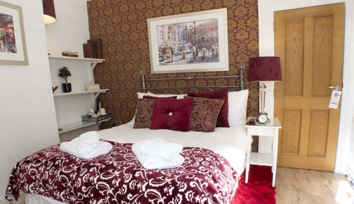 Standard Double Room, Ensuite