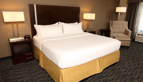 Standard Room, 1 King Bed