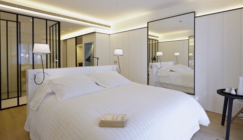 Double Room with Terrace/Balcony, Garden View