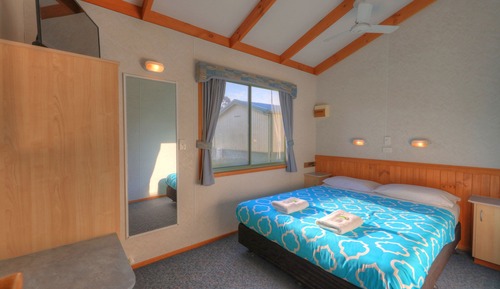 Snug Cove Villa 4 Berth - No Pets Allowed