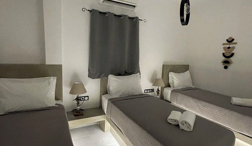 Family Apartment, 2 Bedrooms, Balcony, Ground Floor