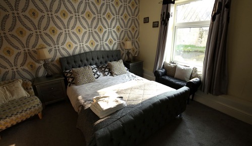 Standard Double Room, Ensuite