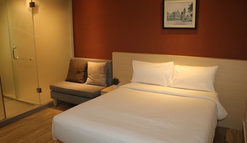 Standard Room, 1 Queen Bed (no window)