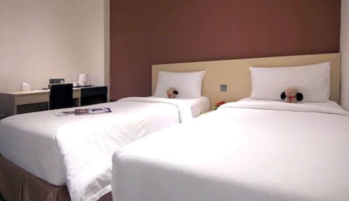 Standard Room, 2 Twin Beds (no window)