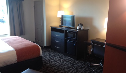 Studio Suite, 1 King Bed, Mobility Accessible, Non Smoking (Bathtub w/ Grab Bars)