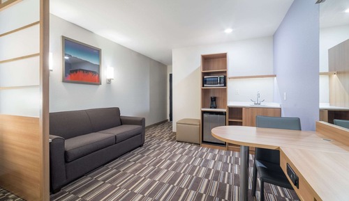 Suite, 1 King Bed, Non Smoking