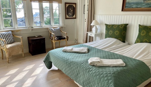 Deluxe Suite