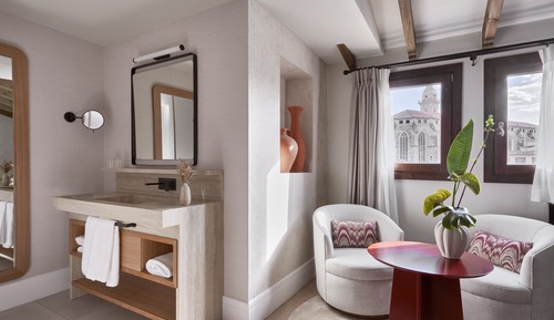 Preferential Duplex Room