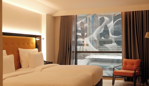Twin Room (Downtown)