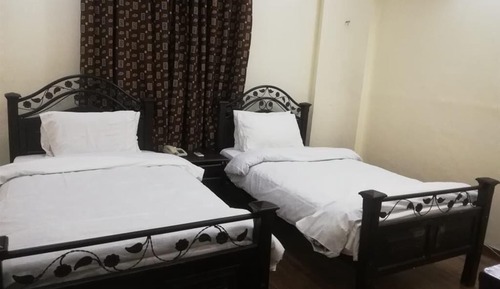 Deluxe Single Room