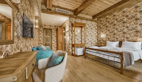 Junior Room