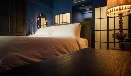 Premier Room