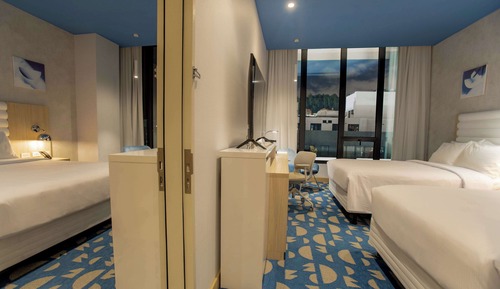 Deluxe Room, 2 Double Beds, Non Smoking