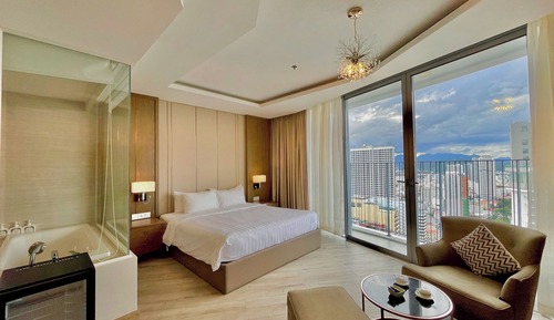 Panoramic Suite