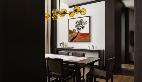 Suite (Macquarie)