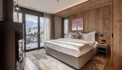 Penthouse 2-Bedroom Suite