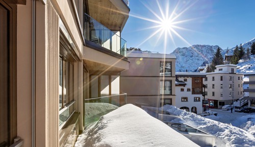 Town View 1-Bedroom Suite