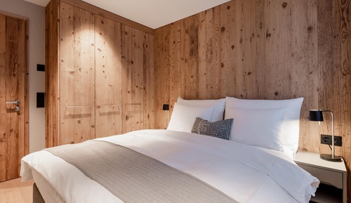 Streetview 1-Bedroom Suite