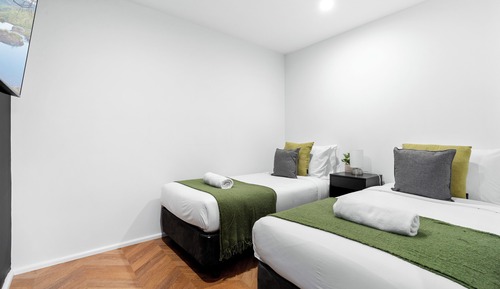 3 Bedroom 2 Bathroom Low Floor Apartment (Retail Precinct)