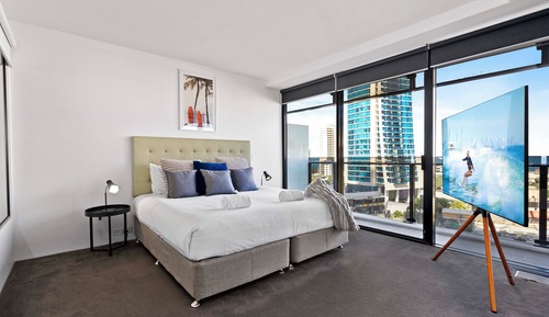 1 Bedroom 1 Bathroom Ocean View Apartment (From Level 9)