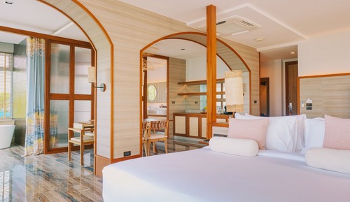 Panoramic Suite