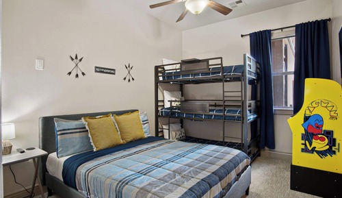Condo, Multiple Beds, Balcony, Mountain View (Sunset Hideaway)