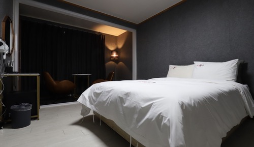 Family House, 3 Bedrooms, Terrace