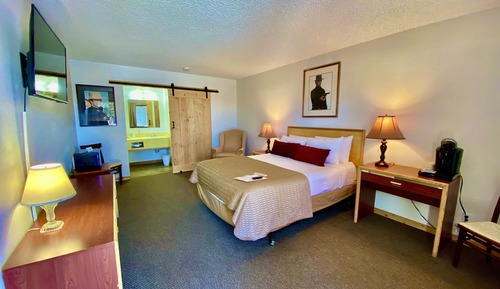 Standard Single Room, 1 Queen Bed