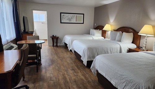 Room, Multiple Beds, Non Smoking
